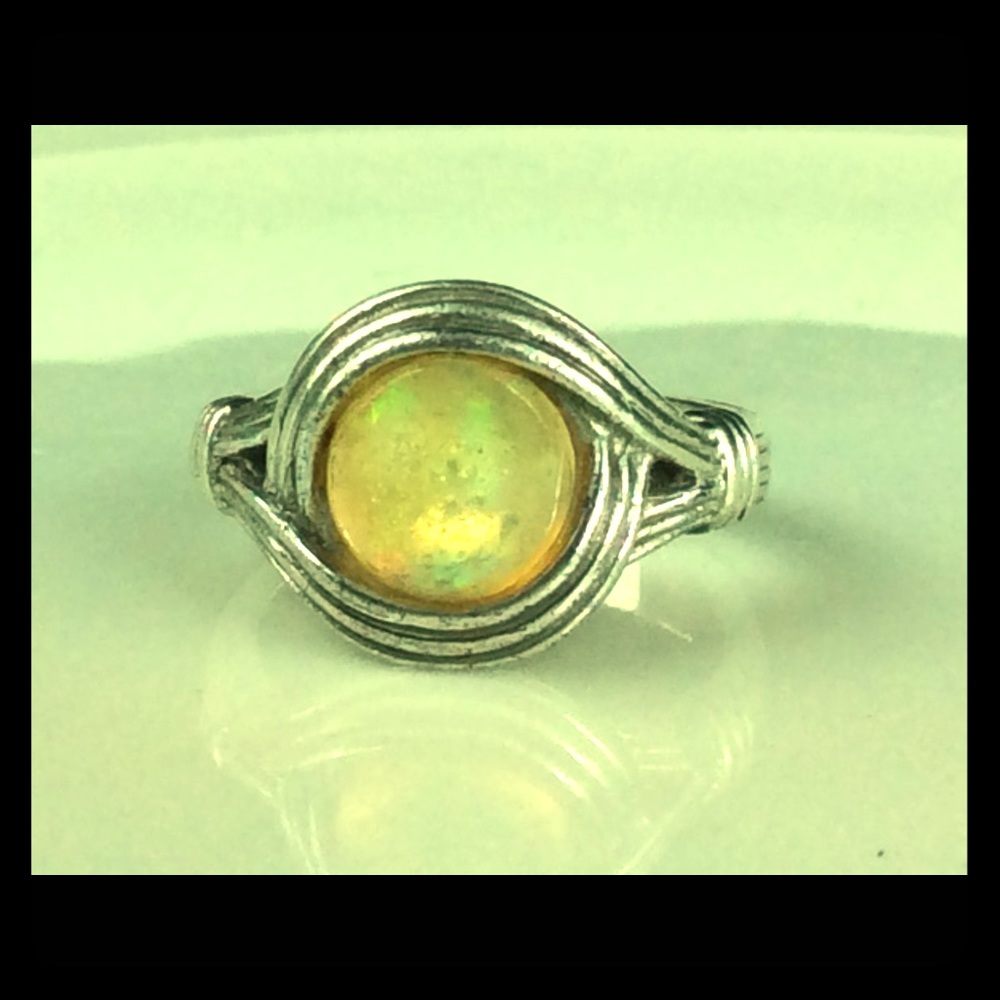Rough opal in silver 925